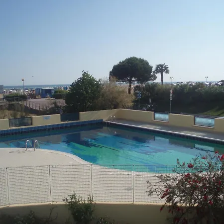 Modern Flat For 8 People With Swimming Pool * Bibione