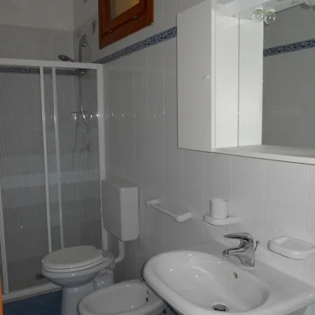 Modern Flat With Swimming Pool Apartmán Bibione