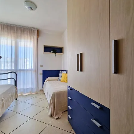 Modern Flat With Swimming Pool Bibione
