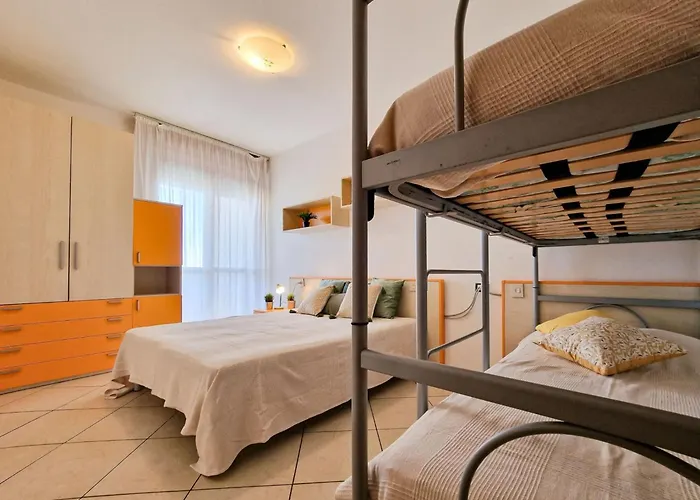 Modern Flat For 8 People With Swimming Pool Apartmán Bibione