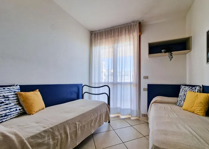 Modern Flat For 8 People With Swimming Pool * Bibione